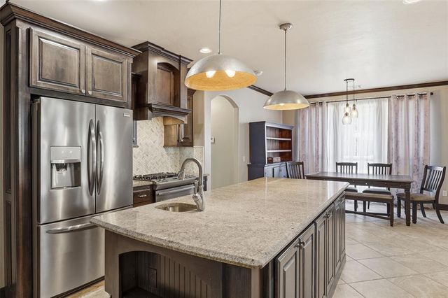 622 Doe Ridge Court, Norman, OK 73026