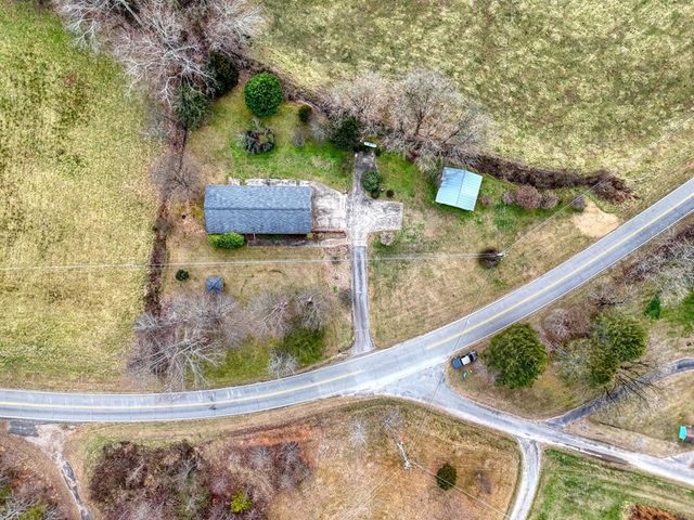 6112 Byers Creek Road, Young Harris, GA 30582