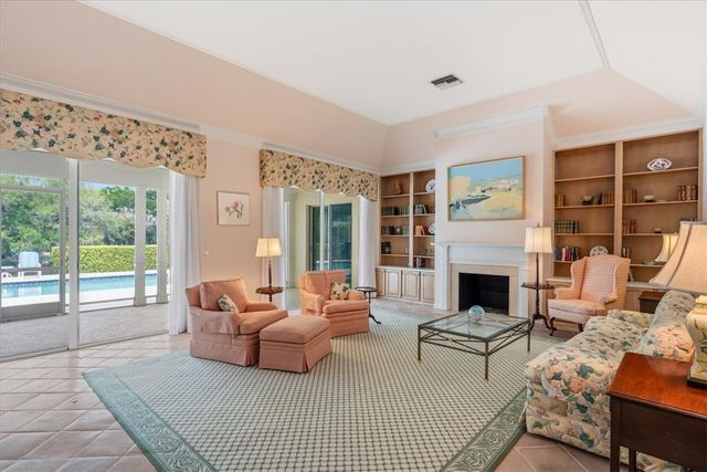 331 Shores Drive, Vero Beach, FL 32963