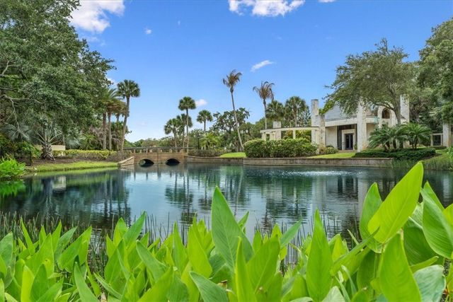331 Shores Drive, Vero Beach, FL 32963