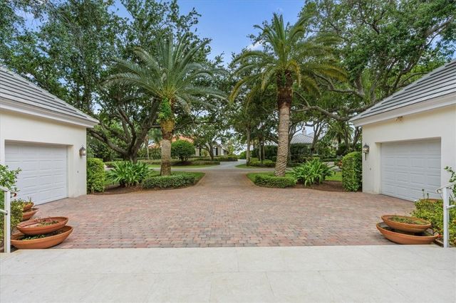 331 Shores Drive, Vero Beach, FL 32963