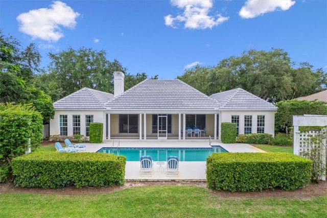 331 Shores Drive, Vero Beach, FL 32963