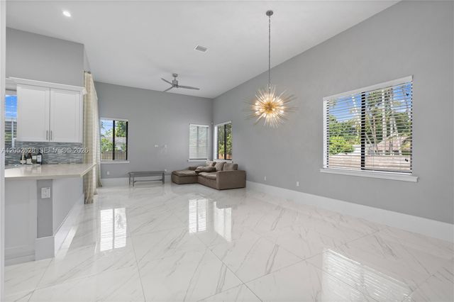 9340 SW 177th Street -, Palmetto Bay, FL 33157