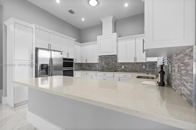 9340 SW 177th Street -, Palmetto Bay, FL 33157