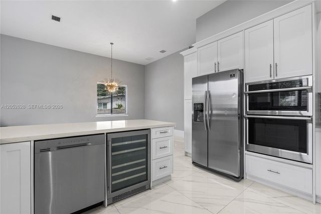 9340 SW 177th Street -, Palmetto Bay, FL 33157