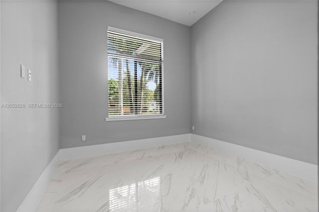 9340 SW 177th Street -, Palmetto Bay, FL 33157