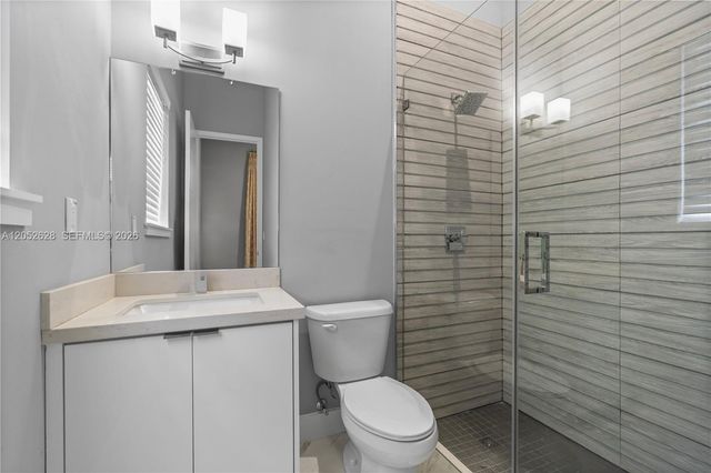 9340 SW 177th Street -, Palmetto Bay, FL 33157
