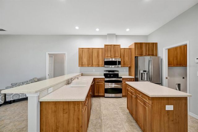 4510 29TH AVENUE CIRCLE E, Palmetto, FL 34221