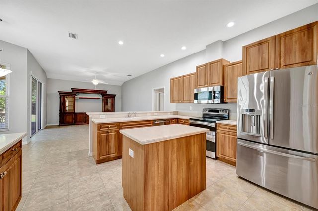 4510 29TH AVENUE CIRCLE E, Palmetto, FL 34221