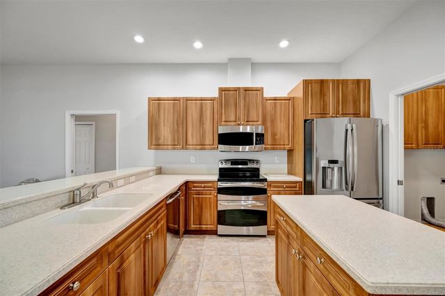 4510 29TH AVENUE CIRCLE E, Palmetto, FL 34221