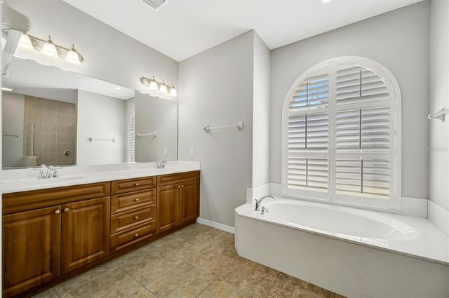 4510 29TH AVENUE CIRCLE E, Palmetto, FL 34221