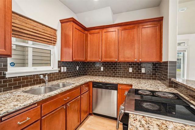13309 94th Avenue Ct E, Puyallup, WA 98373