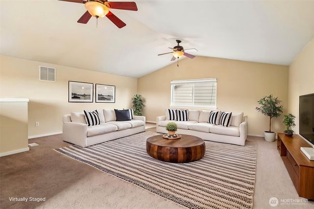 13309 94th Avenue Ct E, Puyallup, WA 98373