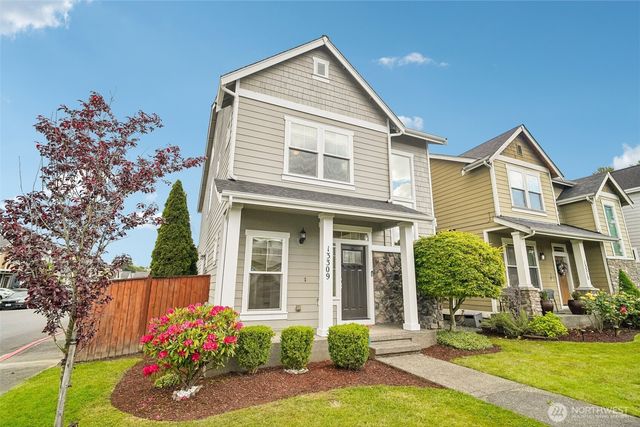 13309 94th Avenue Ct E, Puyallup, WA 98373