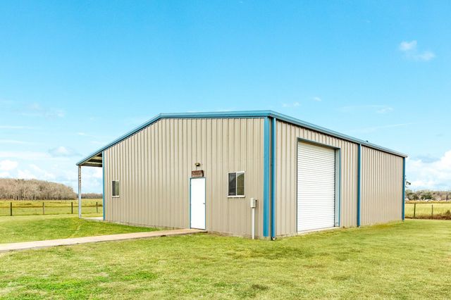 525 County Road 164, Boling, TX 77420
