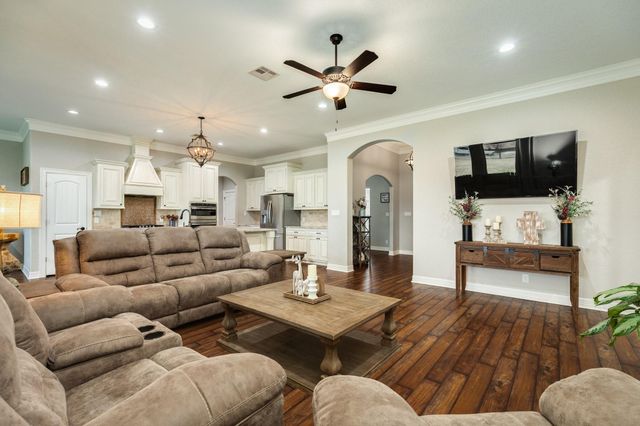 525 County Road 164, Boling, TX 77420