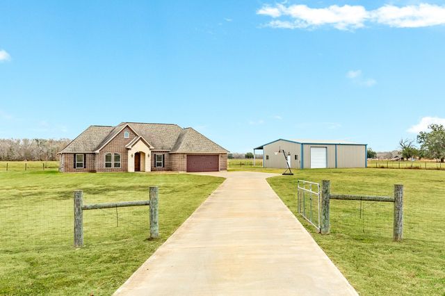 525 County Road 164, Boling, TX 77420