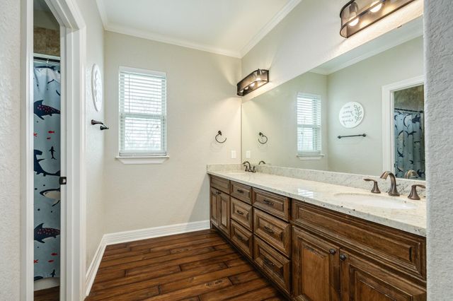 525 County Road 164, Boling, TX 77420