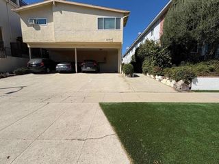 11719 Mayfield Avenue APT 1, Los Angeles, CA 90049