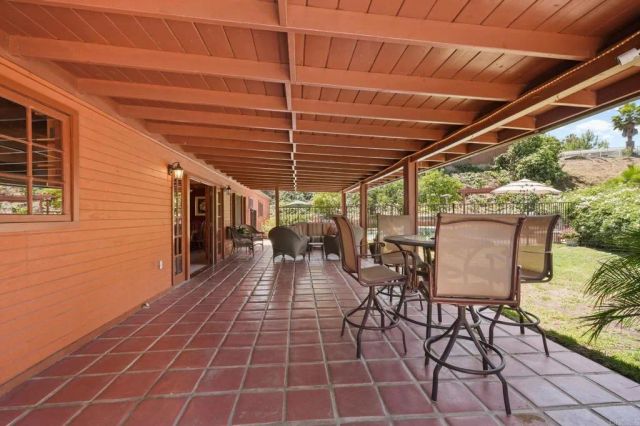 1740 Milton Manor Dr, El Cajon, CA 92021