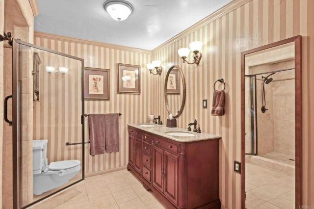 1740 Milton Manor Dr, El Cajon, CA 92021