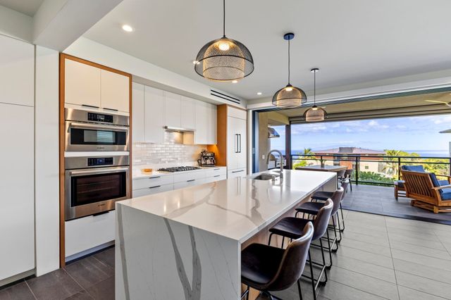 52 Kai Malu Dr Unit 102, Kihei, HI 96753