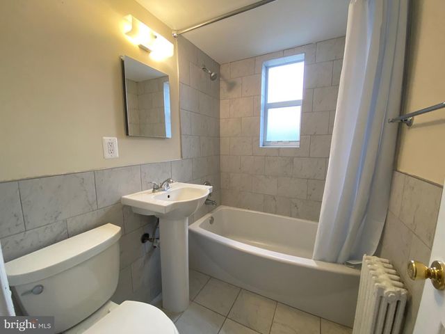 1304 N MEADE ST #ENG4, Arlington, VA 22209