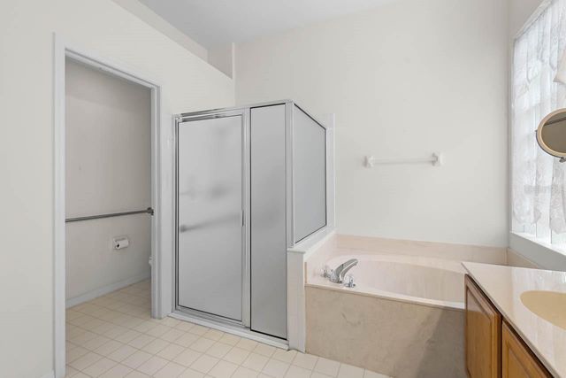 2113 WORTHINGTON GREENS DRIVE, Sun City Center, FL 33573