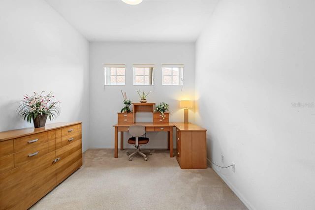 2113 WORTHINGTON GREENS DRIVE, Sun City Center, FL 33573