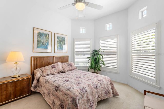 2113 WORTHINGTON GREENS DRIVE, Sun City Center, FL 33573