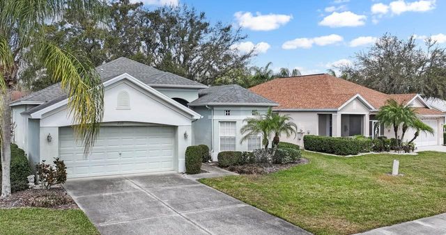2113 WORTHINGTON GREENS DRIVE, Sun City Center, FL 33573