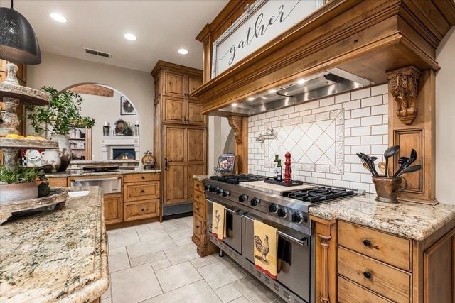 1461 Lodge View Dr, Meadow Vista, CA 95722