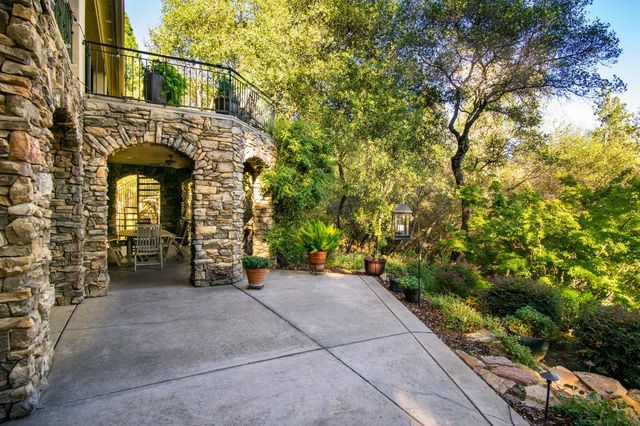 1461 Lodge View Dr, Meadow Vista, CA 95722