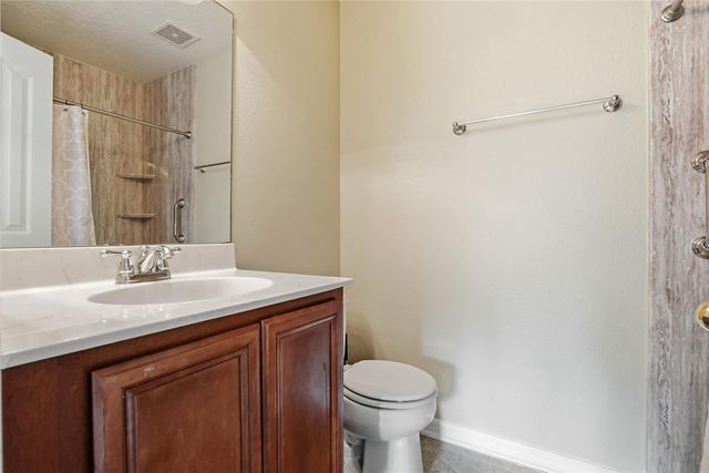 8113 SILENT CREEK DRIVE, Tampa, FL 33615