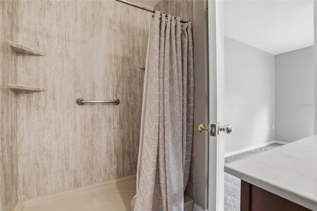 8113 SILENT CREEK DRIVE, Tampa, FL 33615