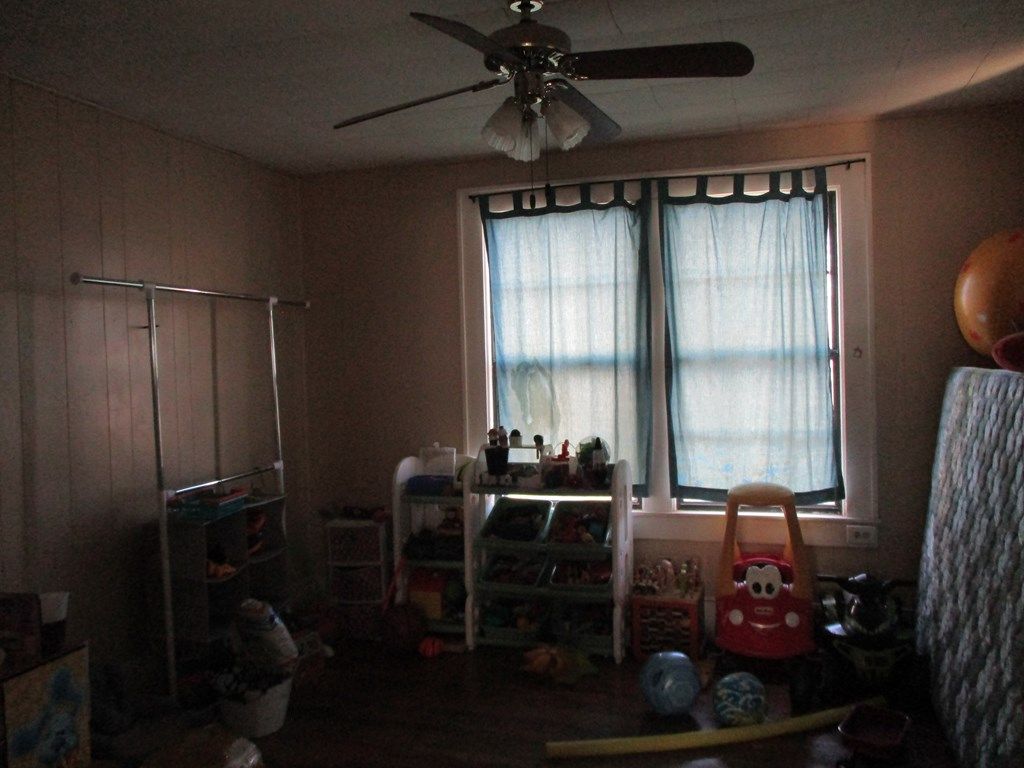 Image 5 of property listing at 2024 North St, San Angelo, TX 76901