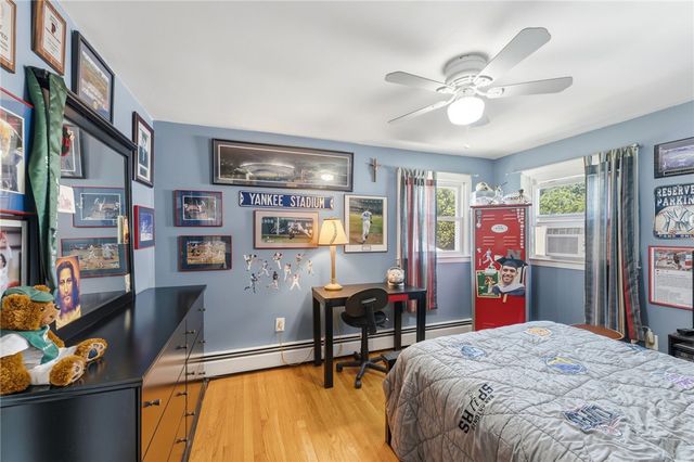 6 Setian Circle, Johnston, RI 02919