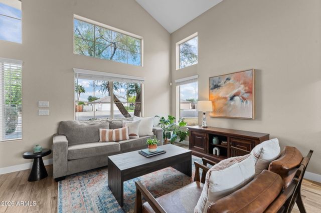 2305 E CHERRY HILLS Place, Chandler, AZ 85249