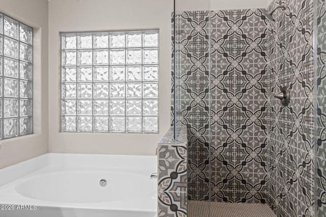 2305 E CHERRY HILLS Place, Chandler, AZ 85249