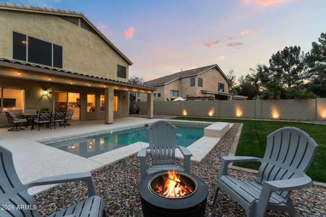 2305 E CHERRY HILLS Place, Chandler, AZ 85249