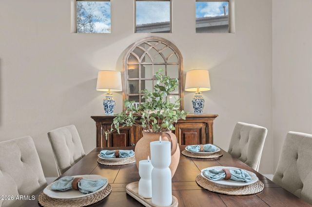 2305 E CHERRY HILLS Place, Chandler, AZ 85249