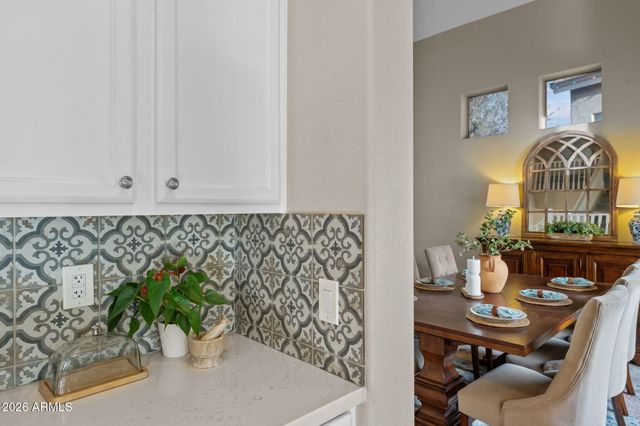 2305 E CHERRY HILLS Place, Chandler, AZ 85249