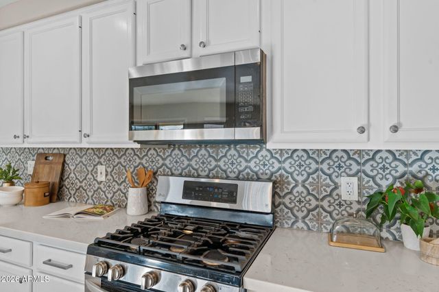 2305 E CHERRY HILLS Place, Chandler, AZ 85249