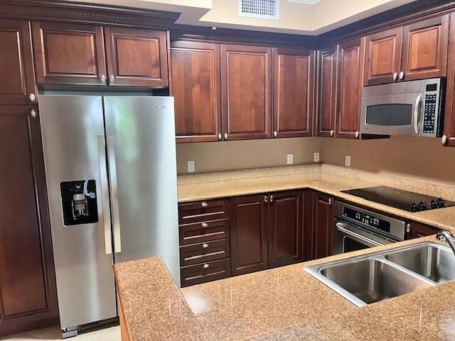 4 Renaissance Way 302, Boynton Beach, FL 33426