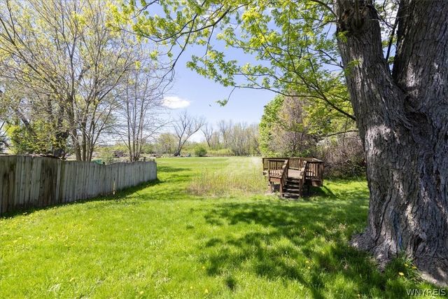 76 Frankhauser Road, Amherst, NY 14221