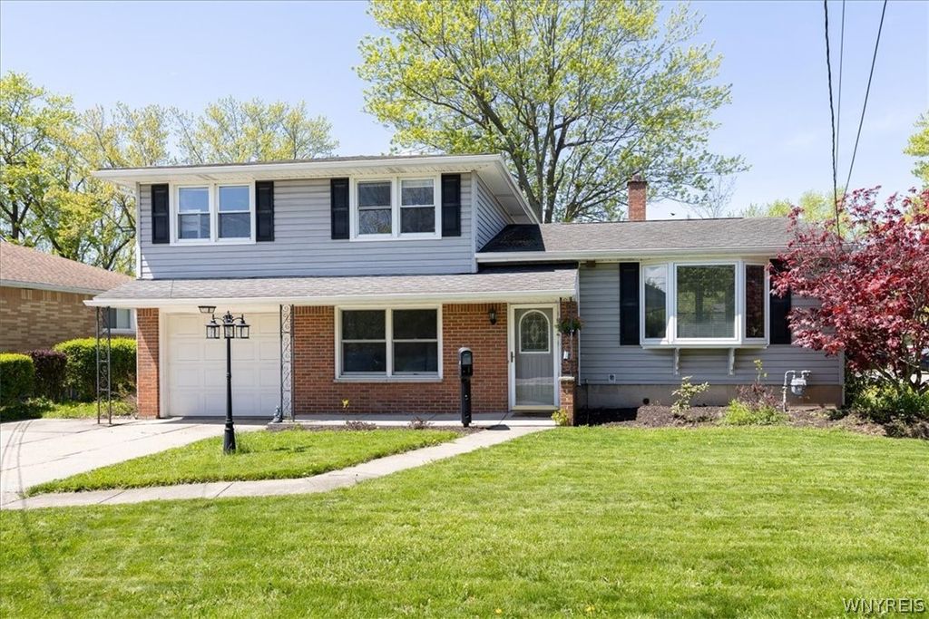 76 Frankhauser Road, Amherst, NY 14221