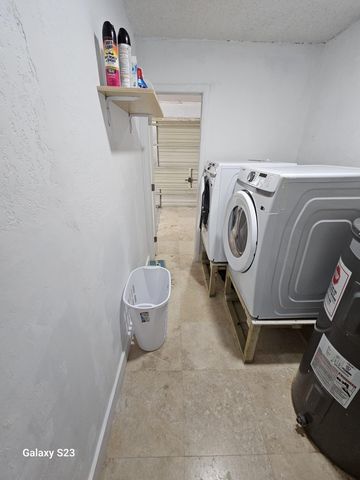 329 SE 47th, Cape Coral, FL 33904