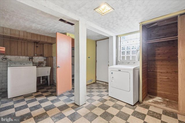 5410 CEDONIA AVE, Baltimore, MD 21206