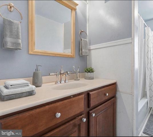 5410 CEDONIA AVE, Baltimore, MD 21206