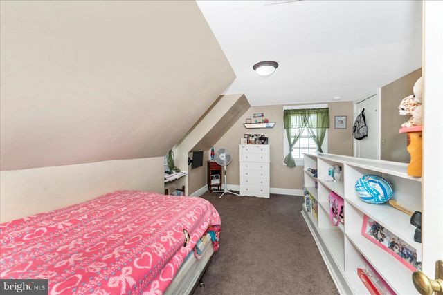 1052 FAIRVIEW RD, Hagerstown, MD 21742